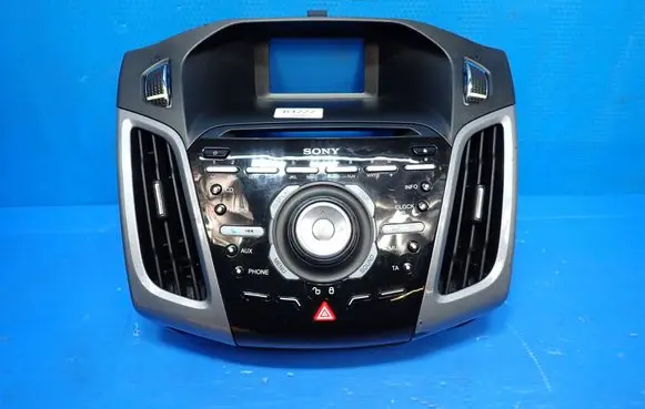 Ford Focus Radio/GPS head unit trim BM51-18835-BEW