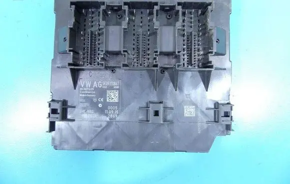 Seat Alhambra (Mk2) Central body control module 5K0937086T IMPRK1269039