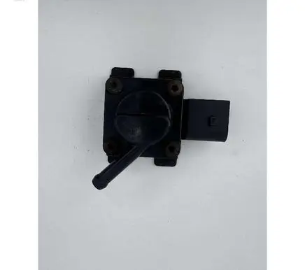 BMW 5 E60 E61 Exhaust gas pressure sensor 7789219 08G24