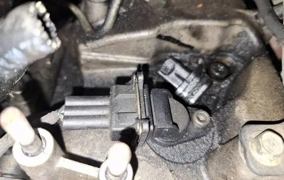 Camshaft position sensor