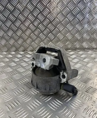 Audi A6 S6 C7 4G Engine mount bracket
