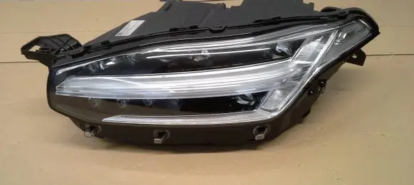 Volvo XC90 Headlight/headlamp 31655814