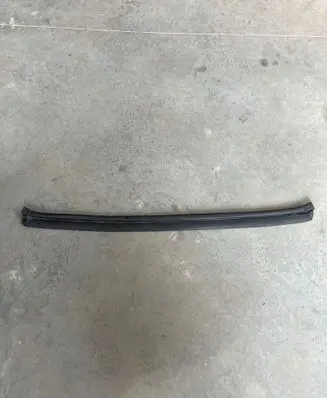 BMW 5 F10 F11 Engine compartment rubber 7206521