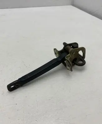 BMW 5 E39 Rear door check strap stopper 5128193448