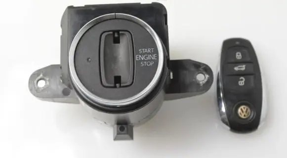 Volkswagen Touareg II Ignition lock 7P6905843