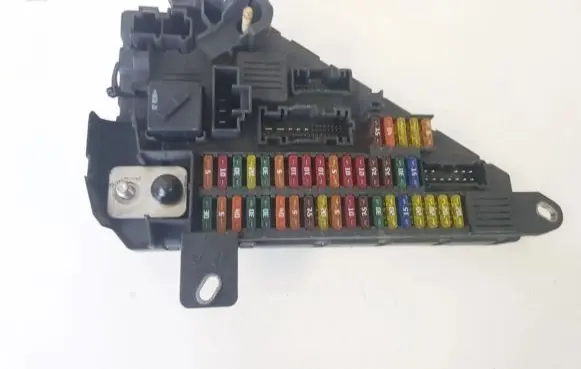 BMW 5 E60 E61 Fuse box set 690661901 6906619-01