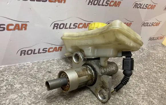 Audi A4 S4 B6 8E 8H Master brake cylinder 8E0611301E
