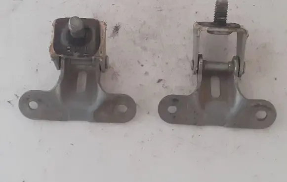 Honda Insight Tailgate/trunk/boot hinge TM8