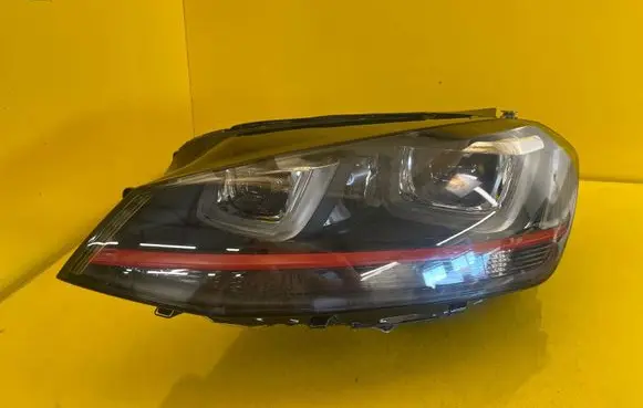 Volkswagen Golf VII Headlight/headlamp 5G1941751A
