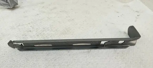 Volvo XC90 Headlight/headlamp mounting bracket 8637181
