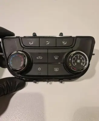 Opel Zafira C Climate control unit 20765753 A2C53374862