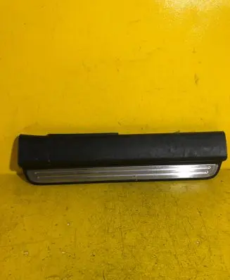 Chevrolet Captiva Front sill trim cover 96630459