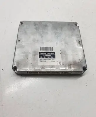 Toyota Corolla Verso AR10 Engine control unit/module 896610F102 MB1758004880
