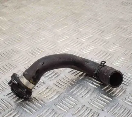 BMW 4 F32 F33 Engine coolant pipe/hose 7603514
