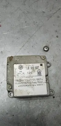 Volkswagen Golf IV Airbag control unit/module 1J0909607 40980319 5WK4199