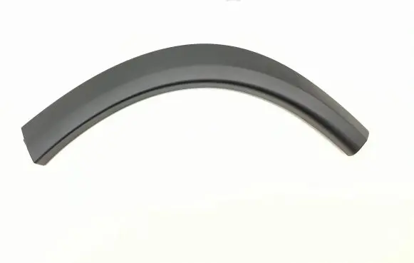 Rear fender molding trim