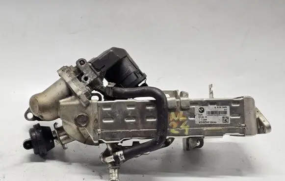 BMW 5 F10 F11 EGR valve cooler 8476994