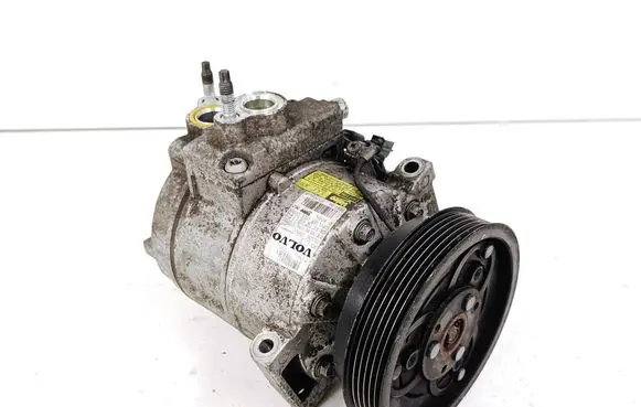 Volvo XC70 Air conditioning (A/C) compressor (pump) 31366156 8708581