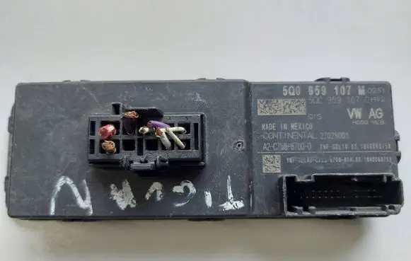 Tailgate/trunk control unit/module