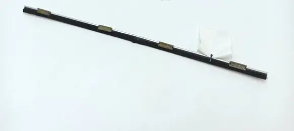 Mercedes-Benz 190 230 W110 W111 Rubber seal rear door window/glass