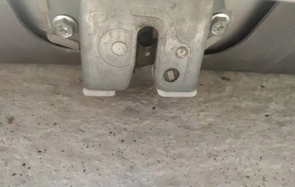 Suzuki SX4 Tailgate/trunk/boot lock/catch/latch