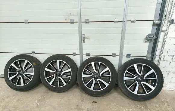 R19 alloy rim