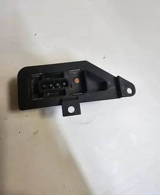 BMW 5 E34 Heater blower motor/fan resistor B4305G6 9339010