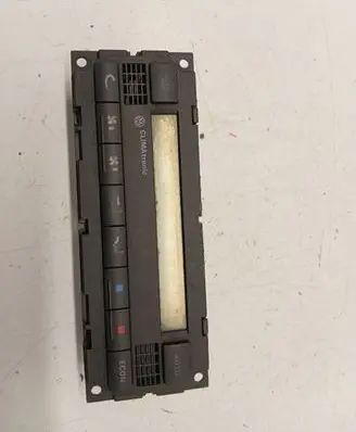Volkswagen PASSAT B5 Climate control unit