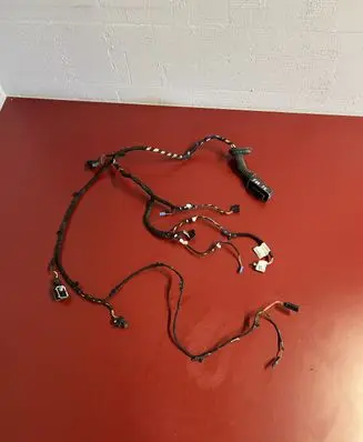 BMW X1 F48 F49 Front door wiring loom 9384571 9384564