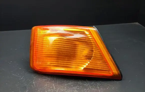 Iveco Daily 35 - 40.10 Front indicator light 500320425 1315106149