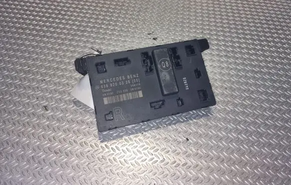 Mercedes-Benz Vito Viano W639 Door control unit/module 6398200326