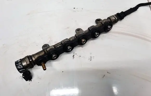 Renault Laguna III Fuel main line pipe H8200610223 0445214250
