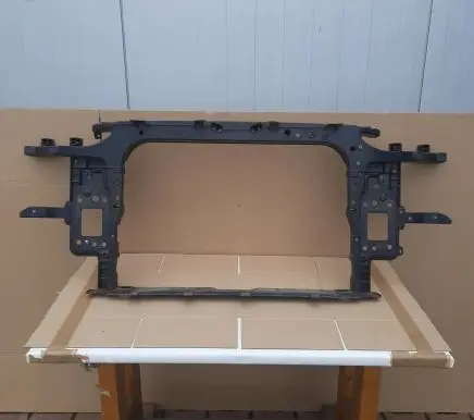 Hyundai Kona I Radiator support slam panel