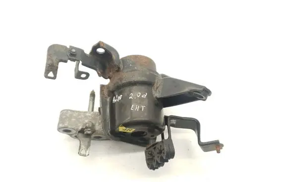 Toyota Avensis T270 Engine mount bracket
