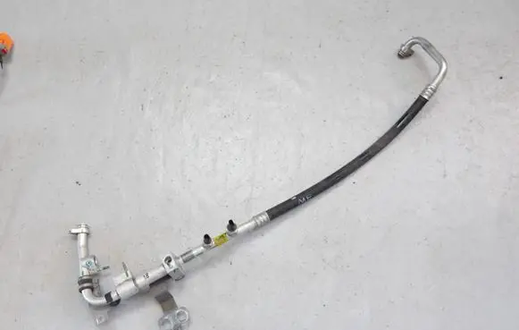 Opel Mokka B Air conditioning (A/C) pipe/hose 9826918480 4039013 70119L10
