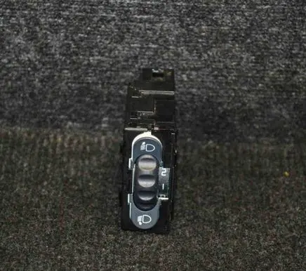 Renault Clio III Other switches/knobs/shifts 8200379685