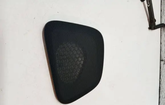 Volvo XC60 Dash center speaker trim cover 31417183