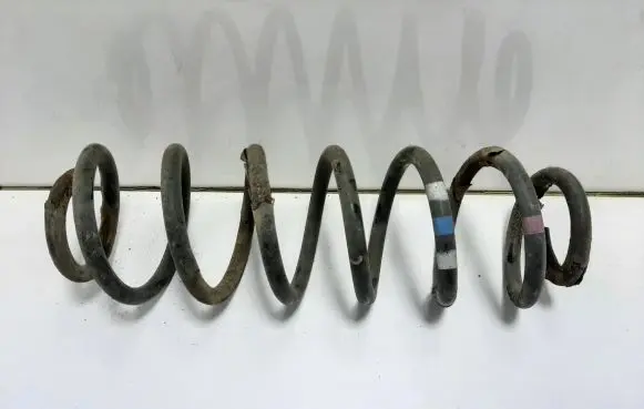 Peugeot 3008 I Rear coil spring