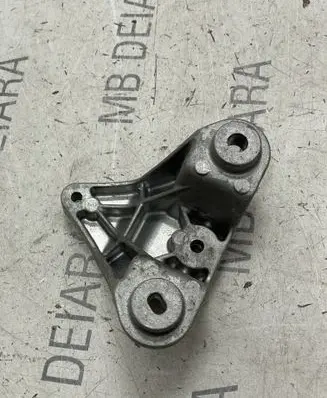 BMW X5 E70 Steering rack mounting bracket 7137353