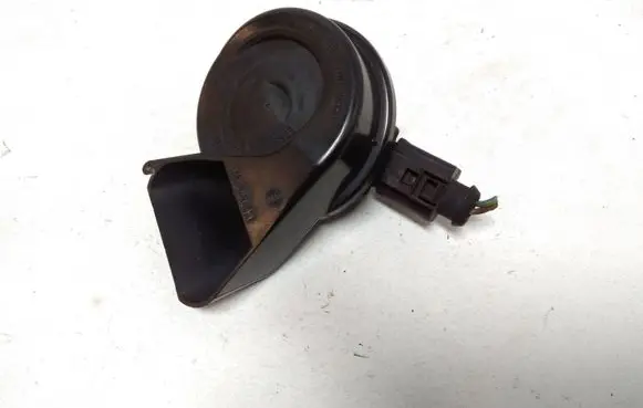 Audi A6 S6 C6 4F Horn signal 703881165