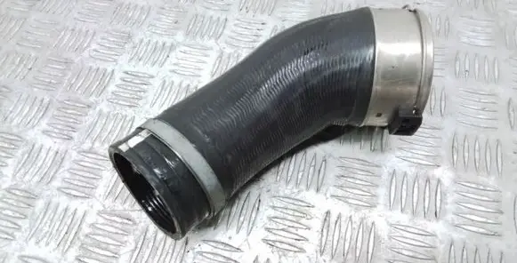 Volvo S90, V90 Intercooler hose/pipe 31338752
