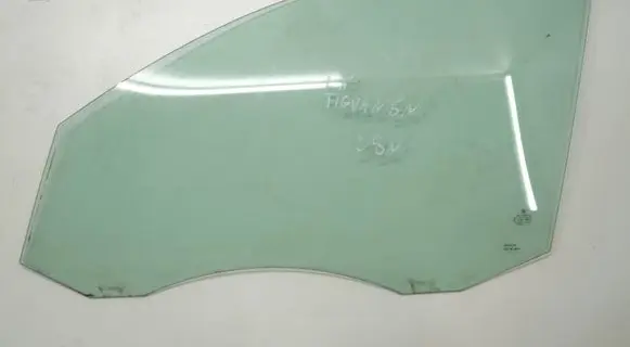 Volkswagen Tiguan Front door window glass four-door 5N0845201ACR 5N0845201