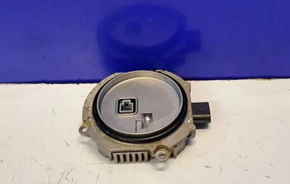 Nissan Leaf I (ZE0) Xenon control unit/module A1K3100001