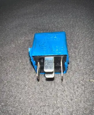 BMW 5 E60 E61 Other relay 6915327