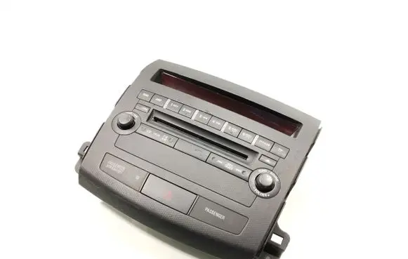 Radio/CD/DVD/GPS head unit