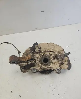 Volvo XC90 Front wheel hub spindle knuckle