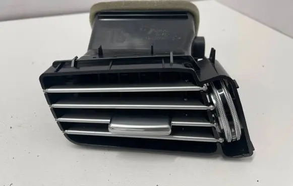 Mercedes-Benz CLS C218 X218 Dashboard side air vent grill/cover trim A2188300154