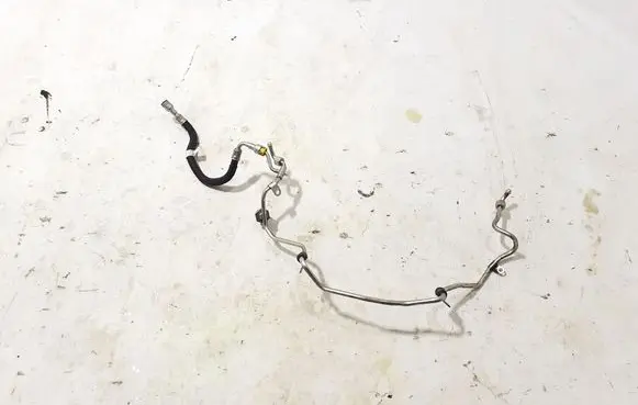 BMW X6 G06 Fuel injector supply line/pipe 13538096112