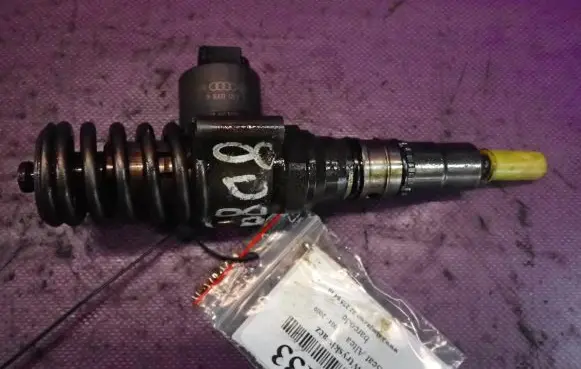 Seat Altea XL Fuel injector 03G130073G