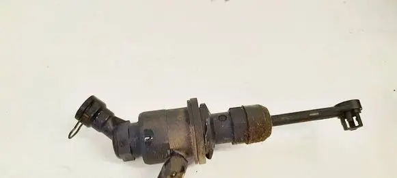 Nissan NV200 Clutch master cylinder